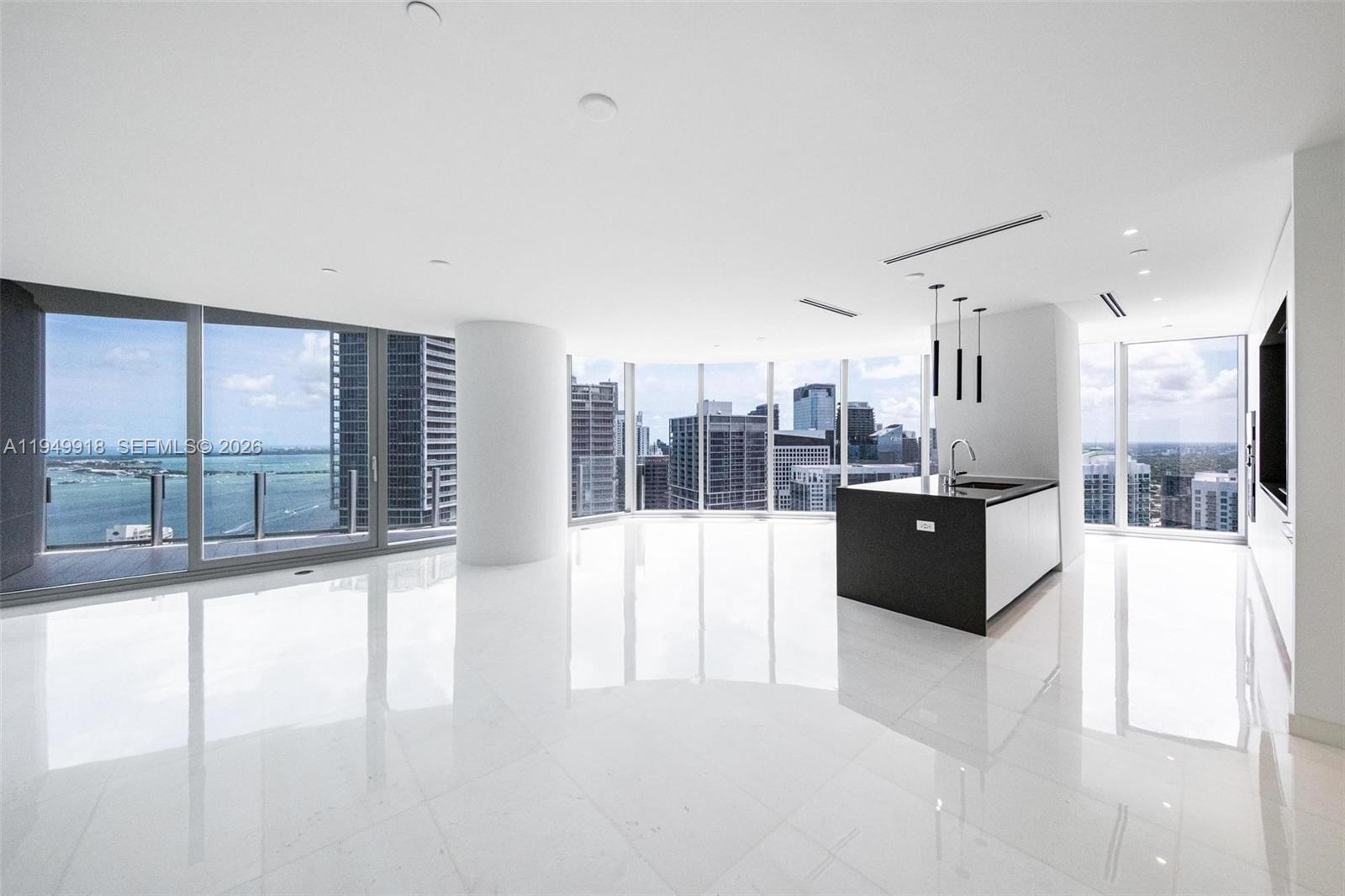 300 Biscayne Boulevard Way #4507W, Miami FL 33131