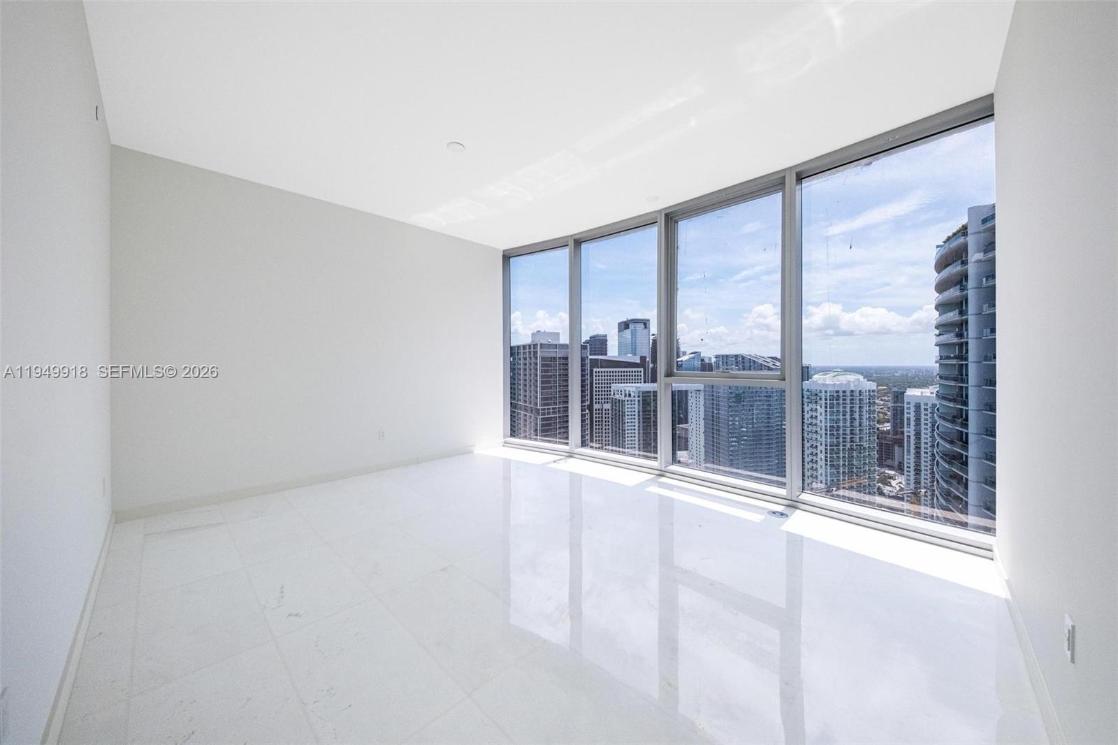 300 Biscayne Boulevard Way #4507W, Miami FL 33131