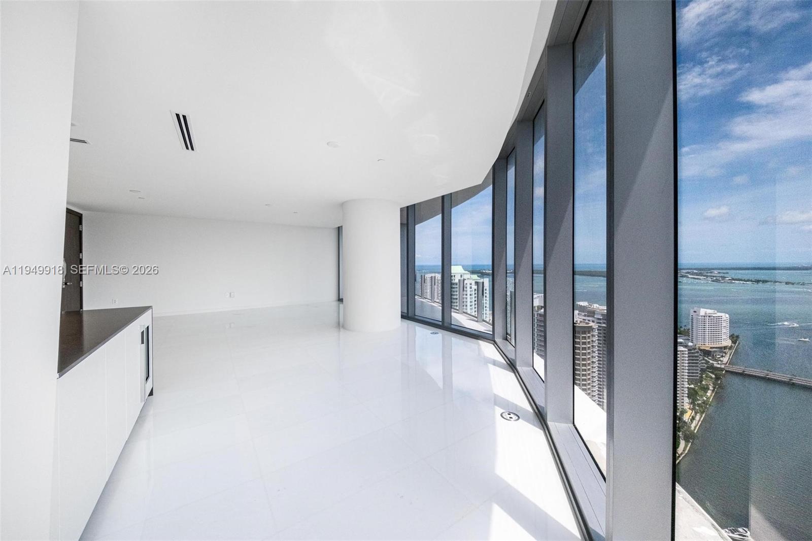 300 Biscayne Boulevard Way #4507W, Miami FL 33131