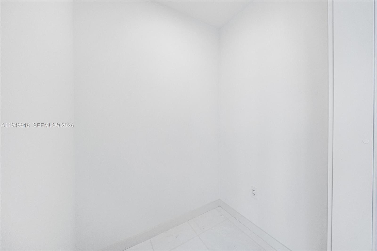 300 Biscayne Boulevard Way #4507W, Miami FL 33131