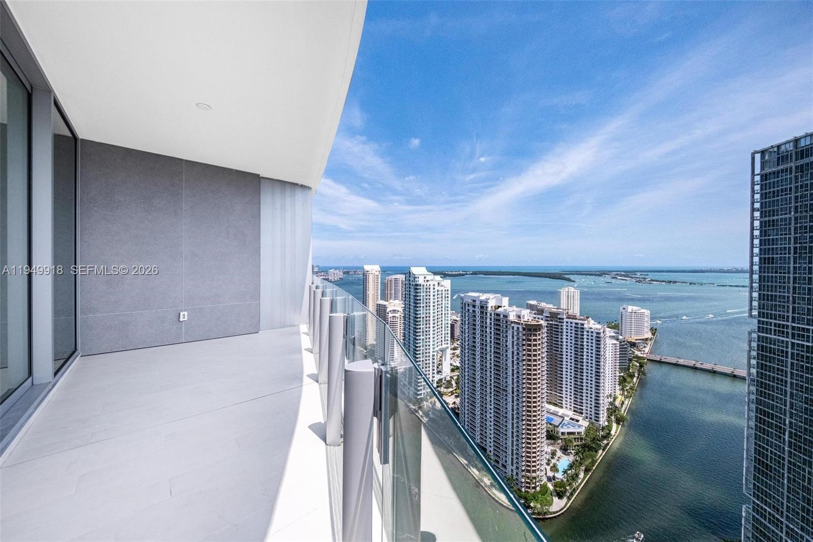 300 Biscayne Boulevard Way #4507W, Miami FL 33131
