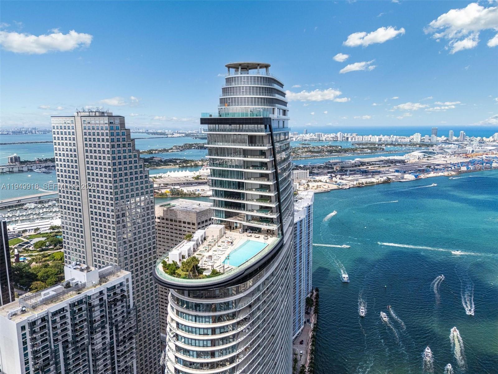 300 Biscayne Boulevard Way #4507W, Miami FL 33131