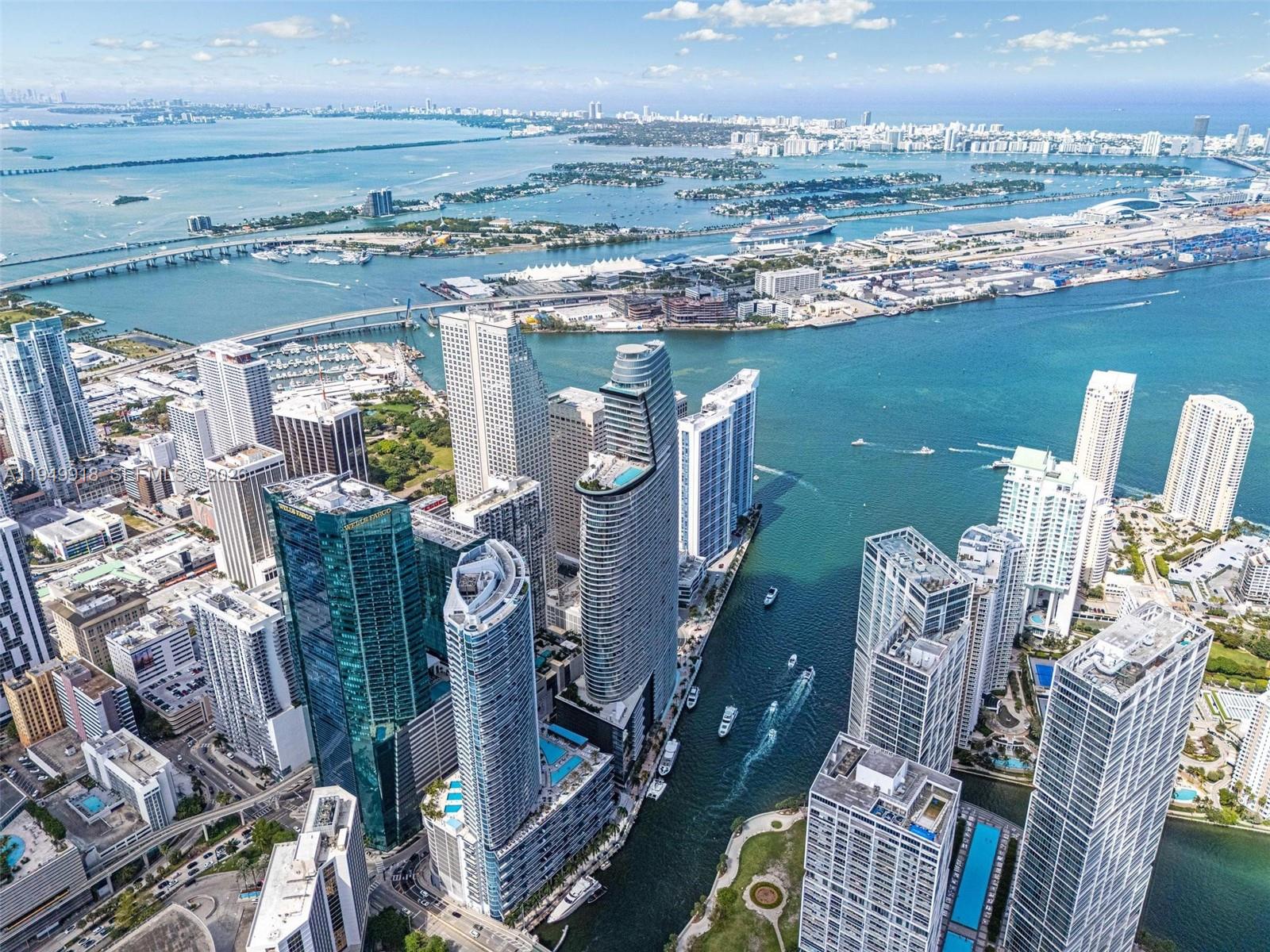 300 Biscayne Boulevard Way #4507W, Miami FL 33131