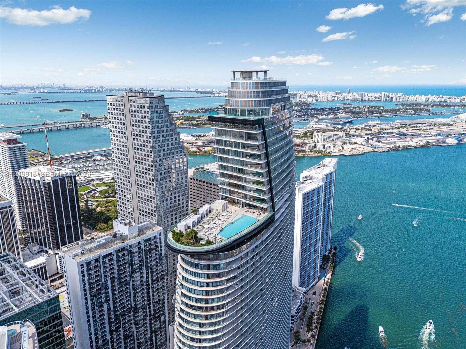 300 Biscayne Boulevard Way #4507W, Miami FL 33131