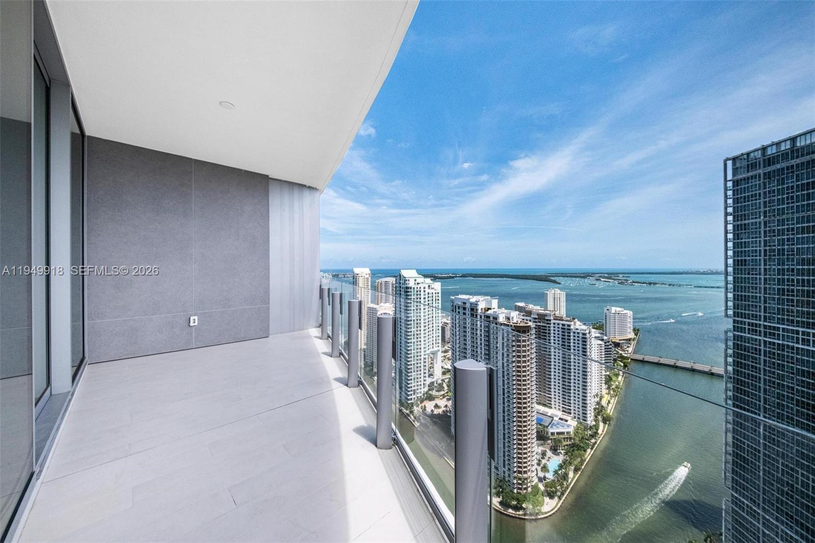 300 Biscayne Boulevard Way #4507W, Miami FL 33131