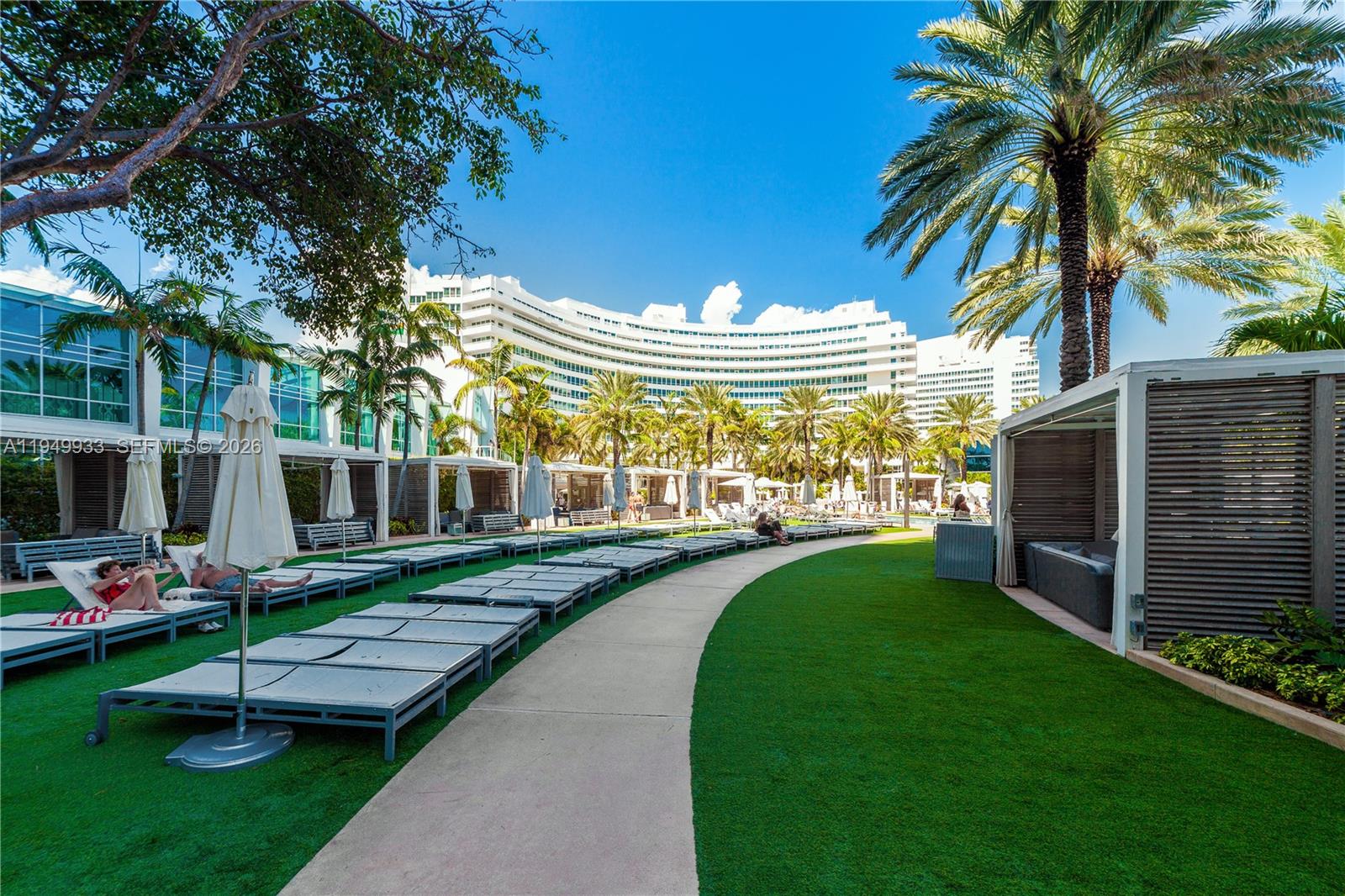 4391 Collins Ave #1914, Miami Beach FL 33140