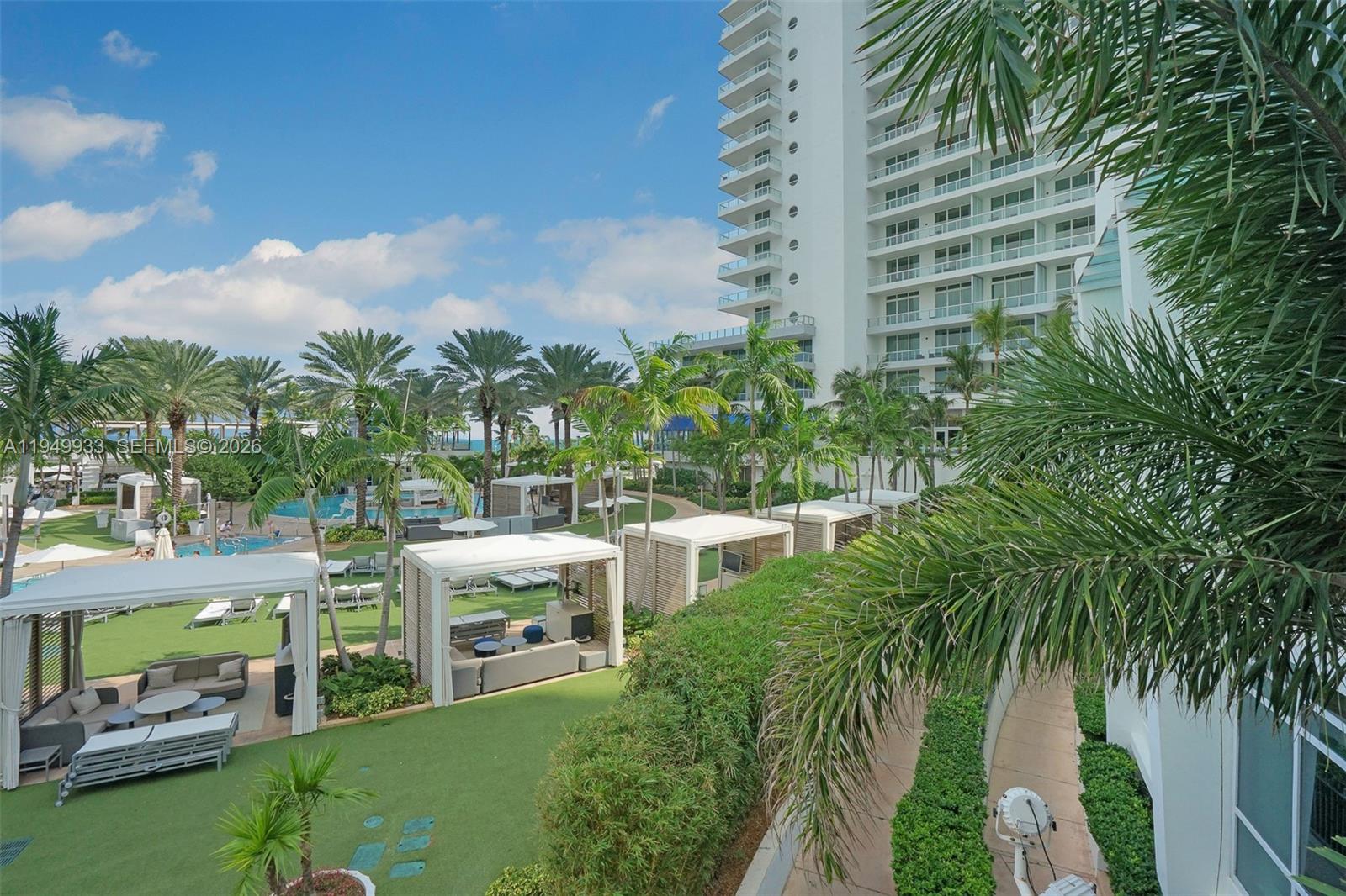 4391 Collins Ave #1914, Miami Beach FL 33140