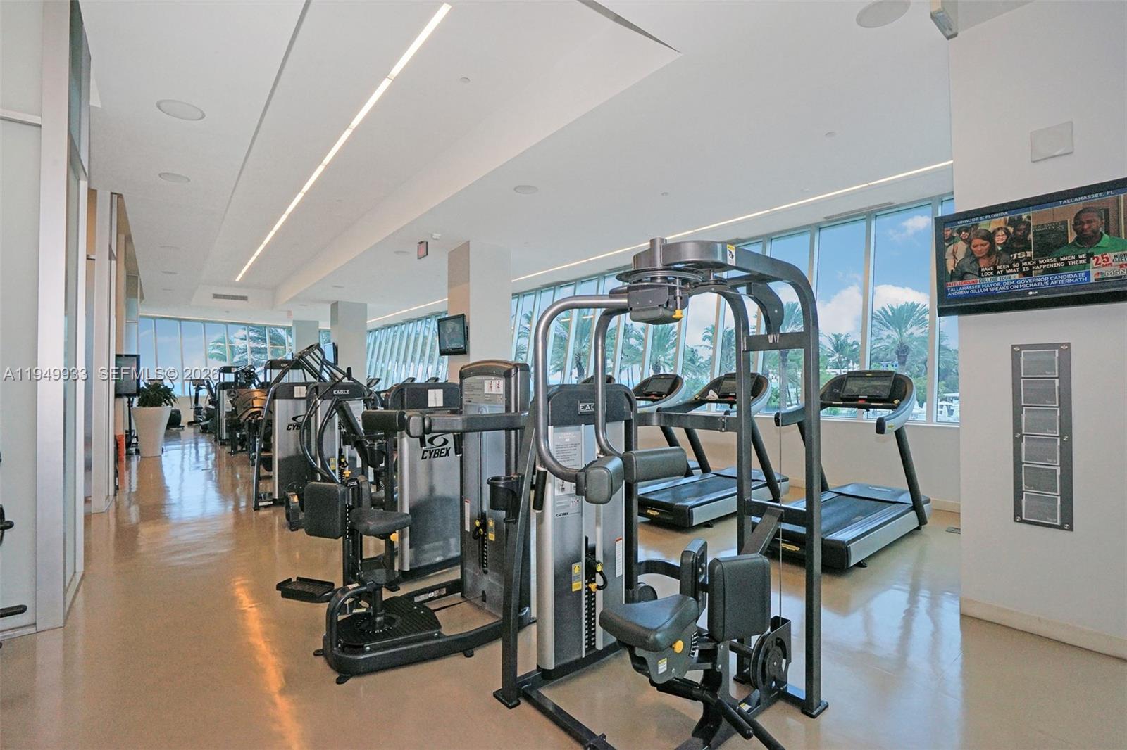 4391 Collins Ave #1914, Miami Beach FL 33140