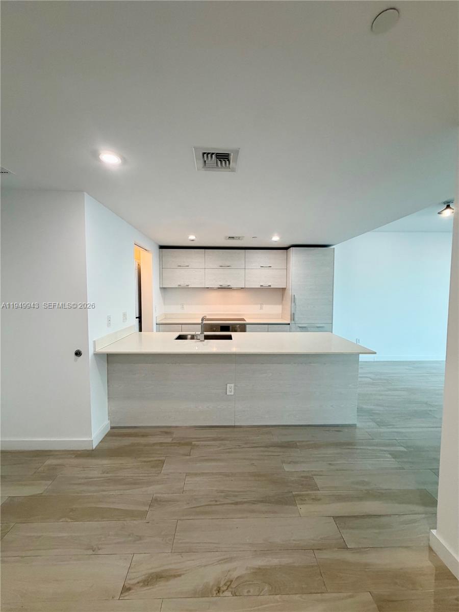 1300 S Miami Ave #4004, Miami FL 33130