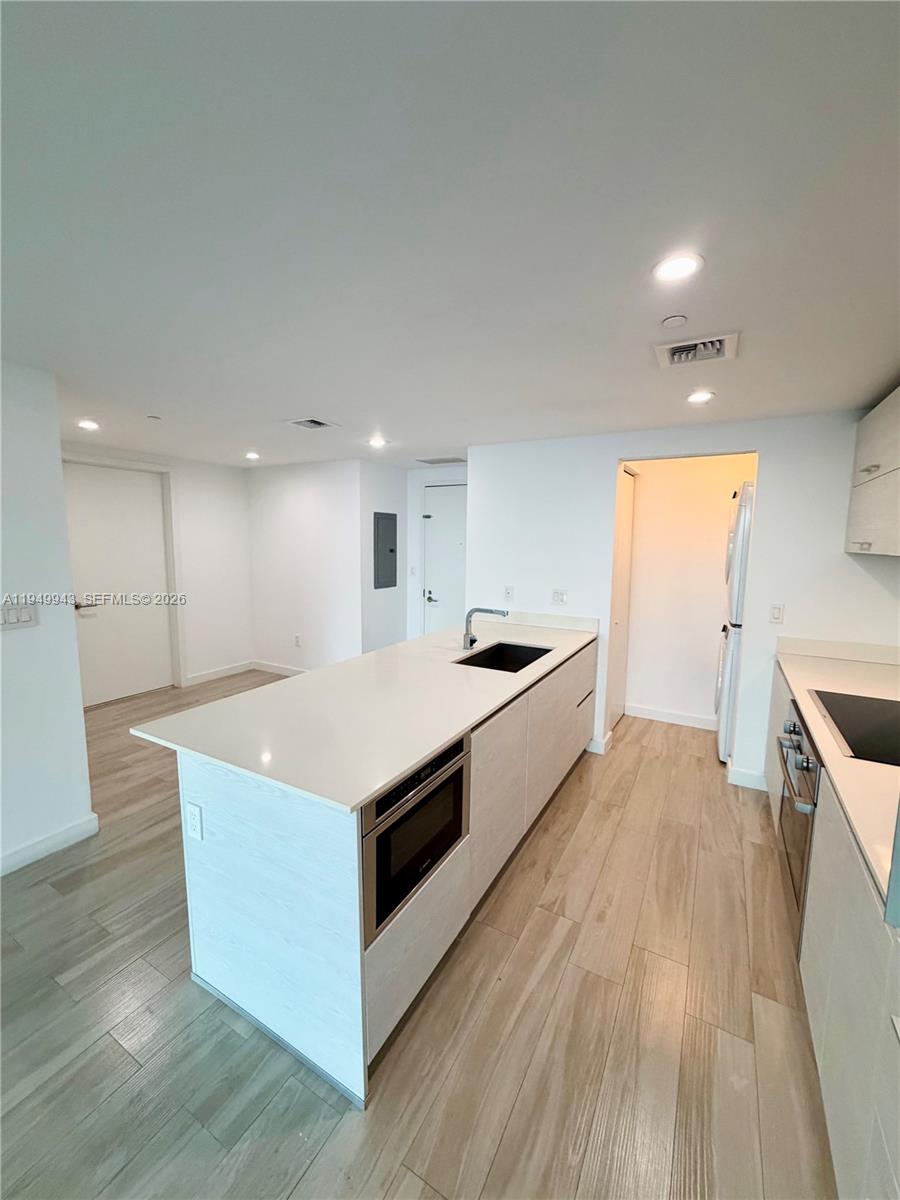1300 S Miami Ave #4004, Miami FL 33130