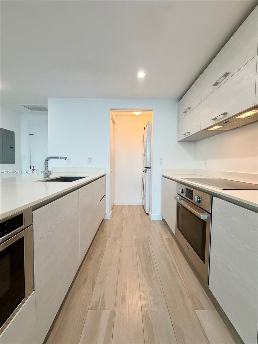 1300 S Miami Ave #4004, Miami FL 33130