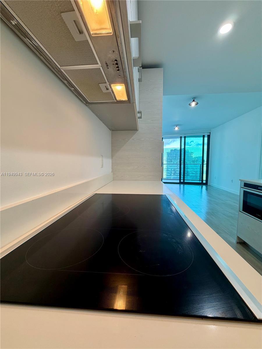 1300 S Miami Ave #4004, Miami FL 33130