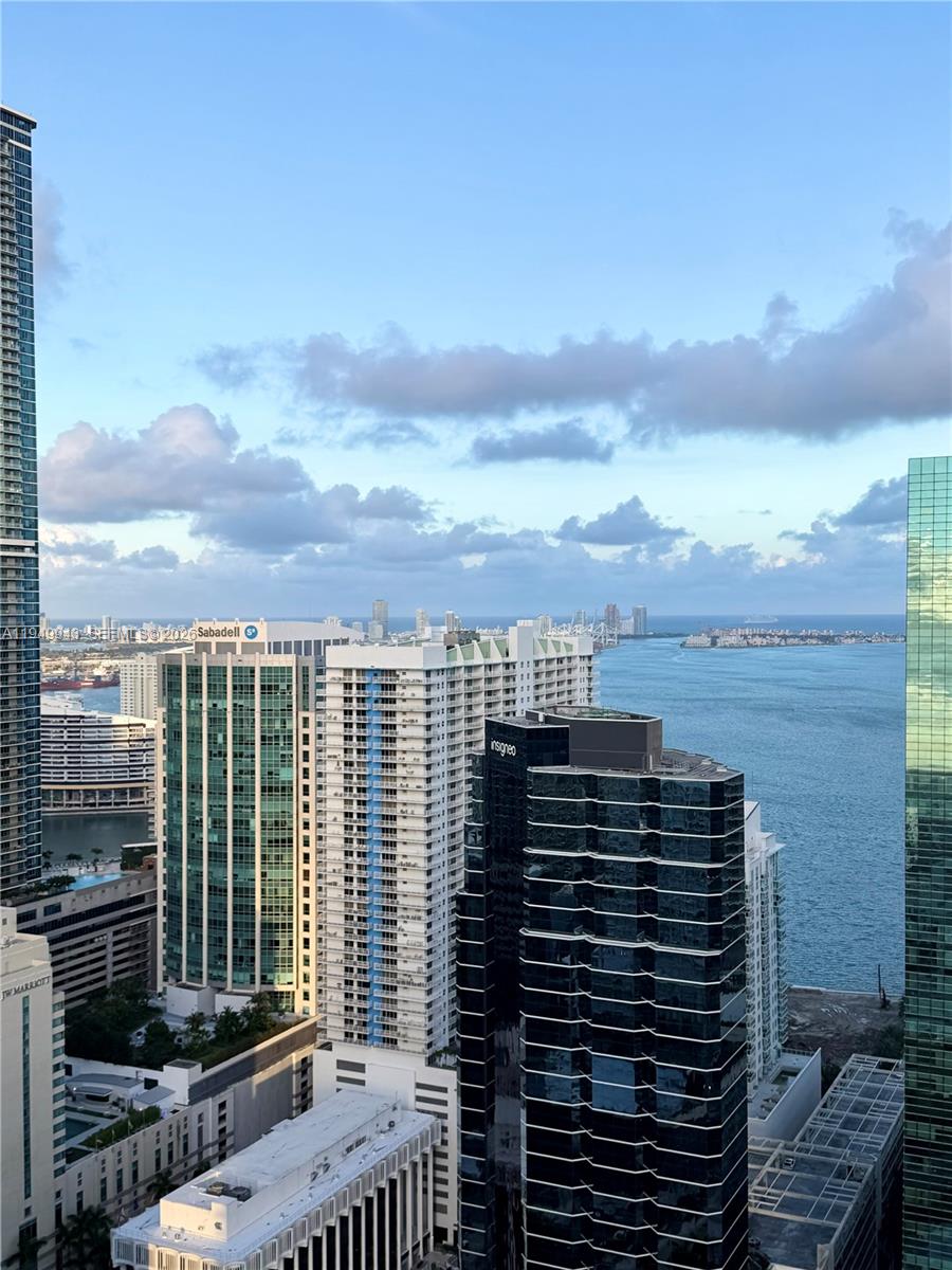 1300 S Miami Ave #4004, Miami FL 33130