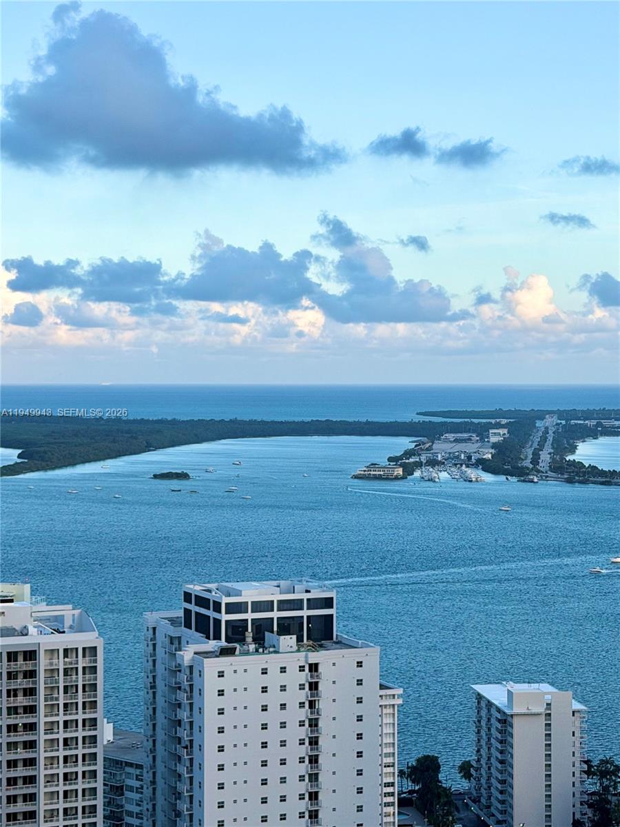 1300 S Miami Ave #4004, Miami FL 33130
