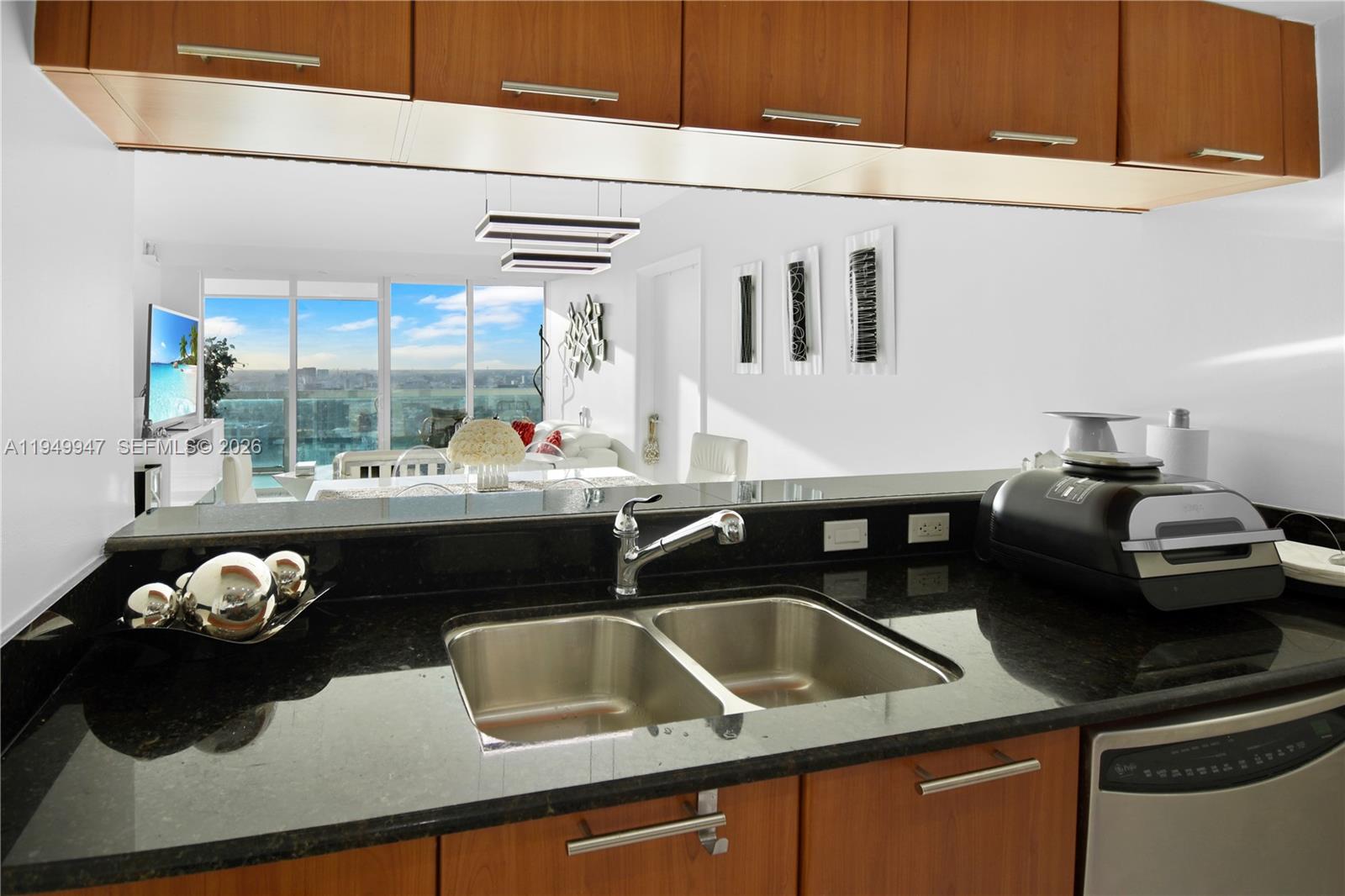 1800 N Bayshore Dr #3410, Miami FL 33132