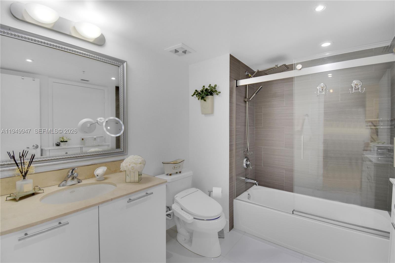 1800 N Bayshore Dr #3410, Miami FL 33132