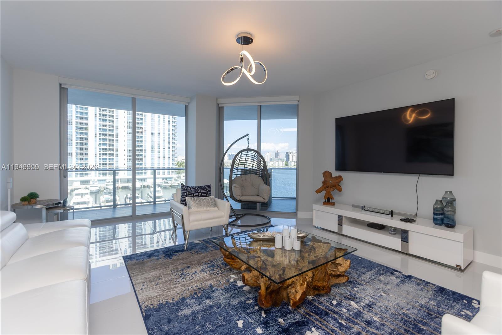 17111 Biscayne Blvd #505, North Miami Beach FL 33160
