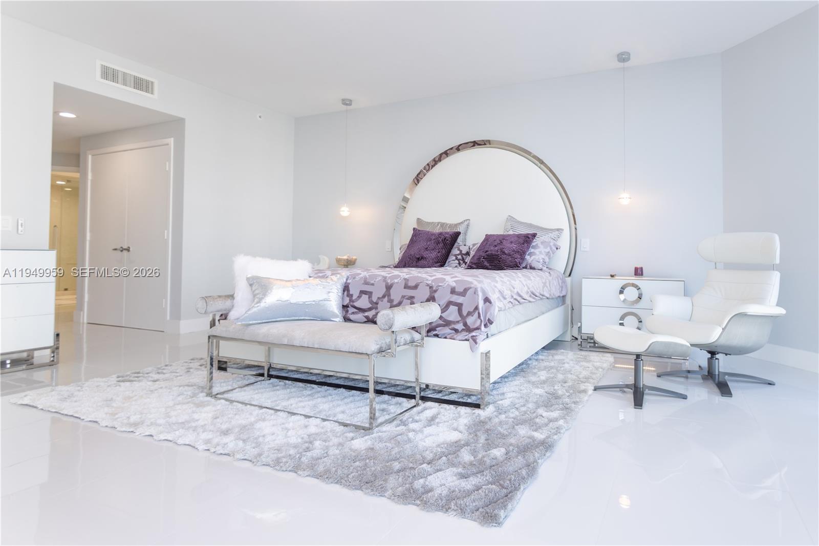 17111 Biscayne Blvd #505, North Miami Beach FL 33160