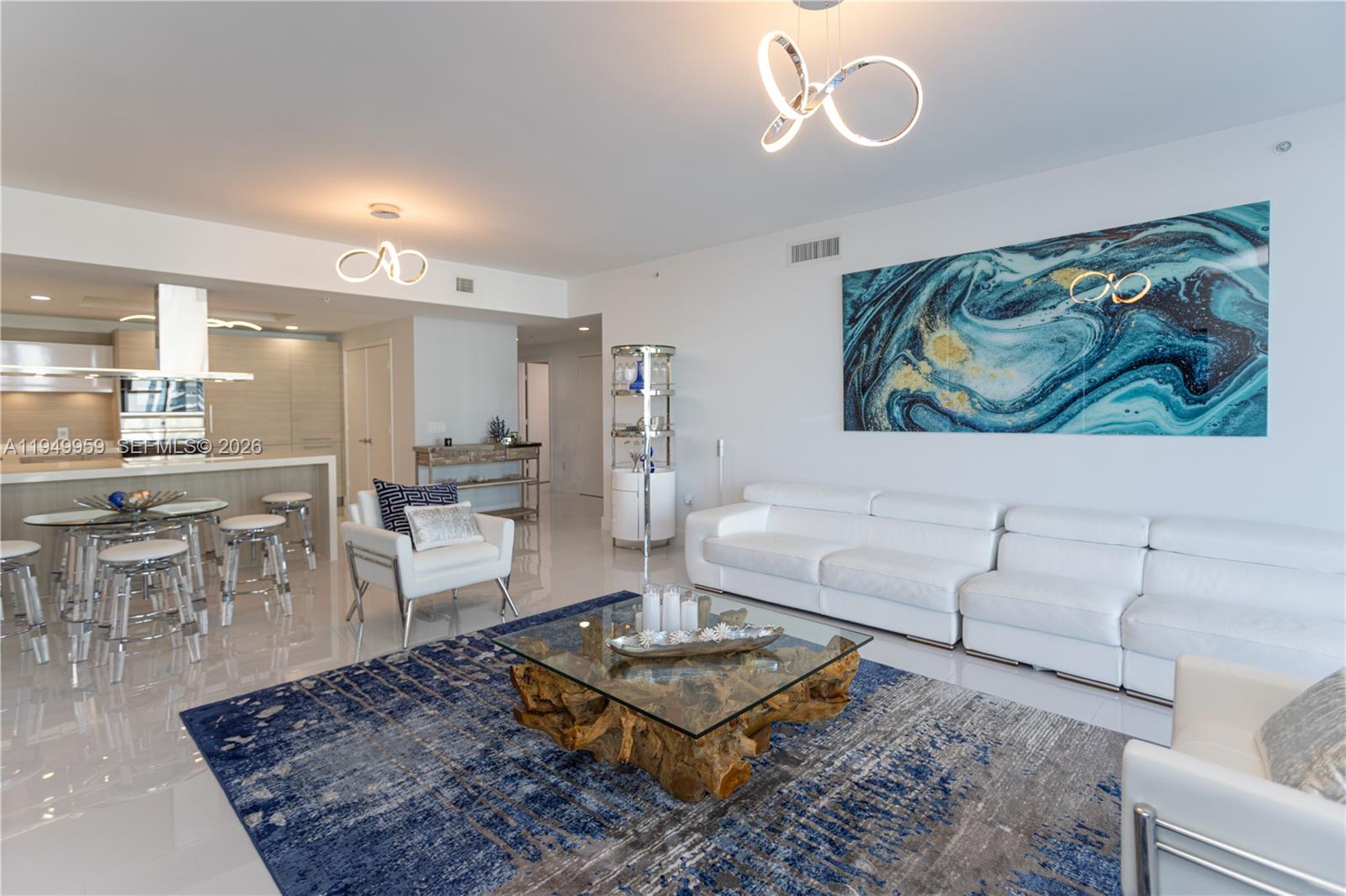 17111 Biscayne Blvd #505, North Miami Beach FL 33160