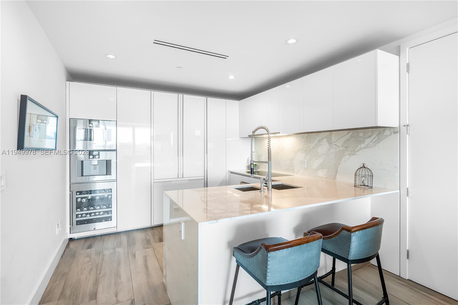10201 Collins Ave #605, Bal Harbour FL 33154