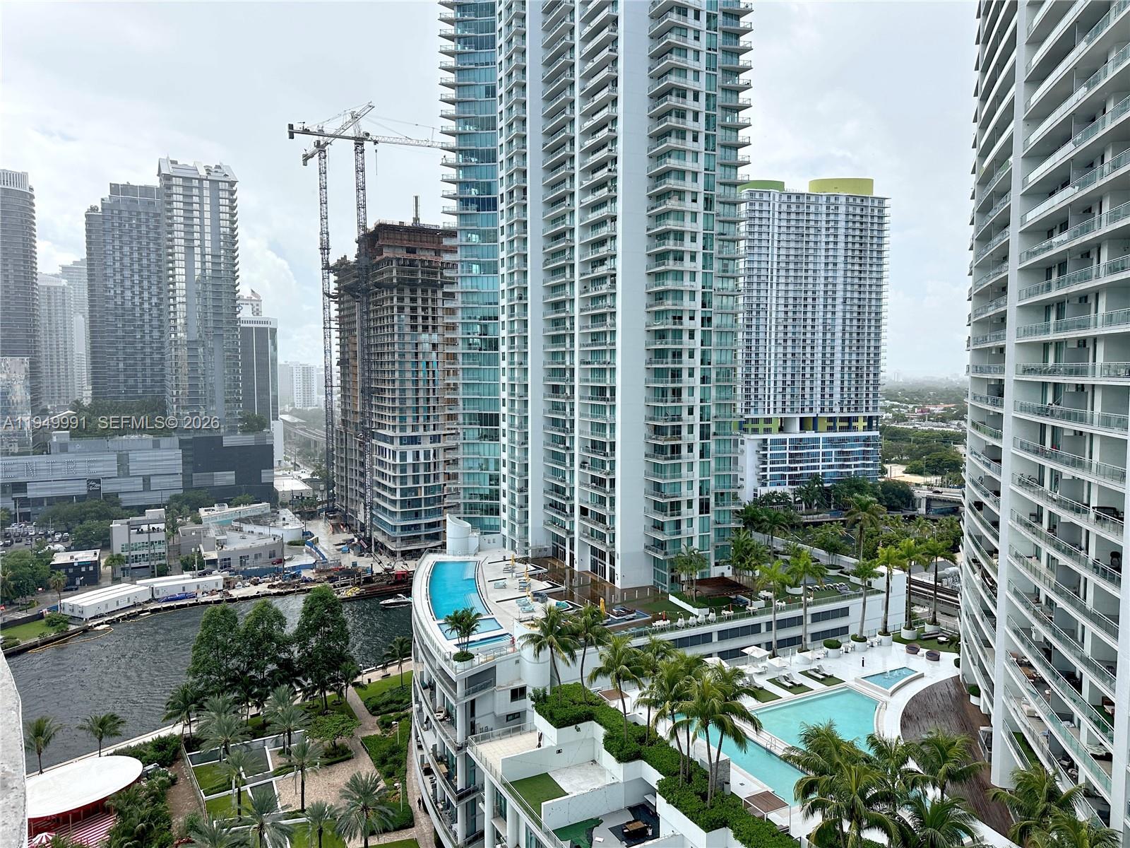 350 S Miami Ave #2215, Miami FL 33130