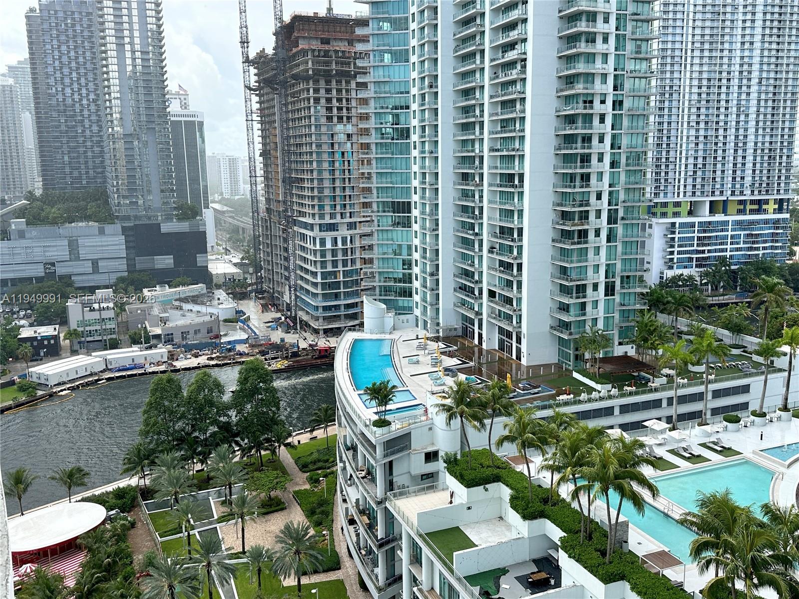 350 S Miami Ave #2215, Miami FL 33130