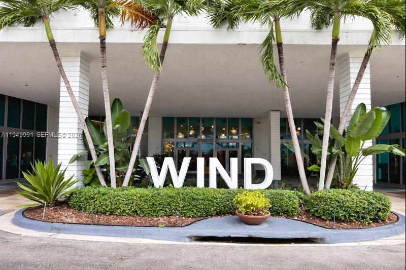 350 S Miami Ave #2215, Miami FL 33130