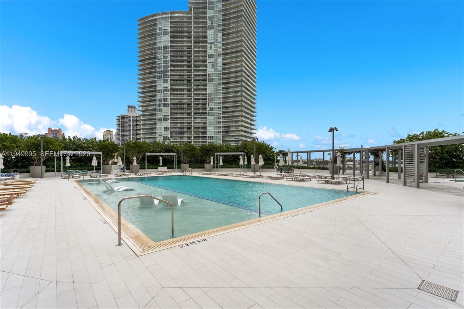 500 Alton Rd #2004, Miami Beach FL 33139