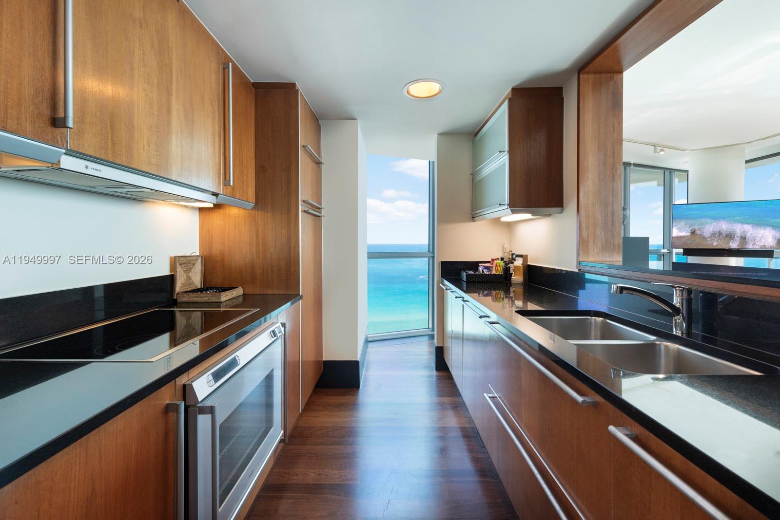 101 20th St #3008, Miami Beach FL 33139
