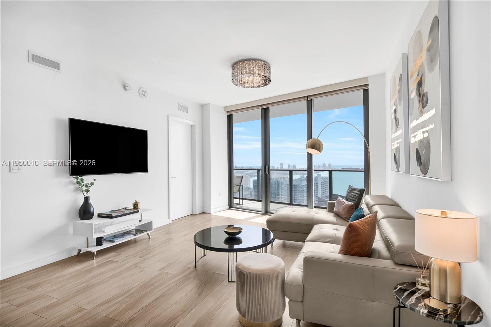1300 S Miami Ave #4402, Miami FL 33130