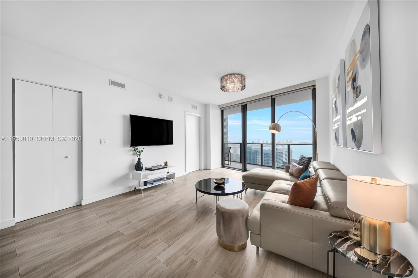 1300 S Miami Ave #4402, Miami FL 33130