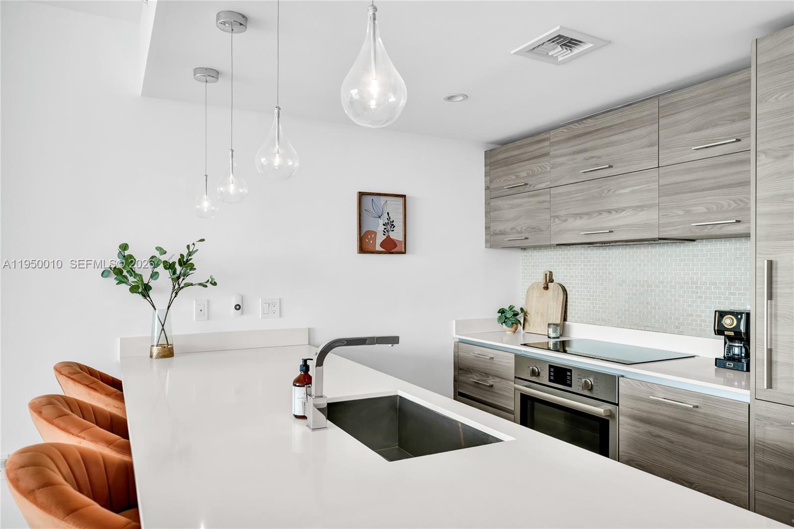 1300 S Miami Ave #4402, Miami FL 33130