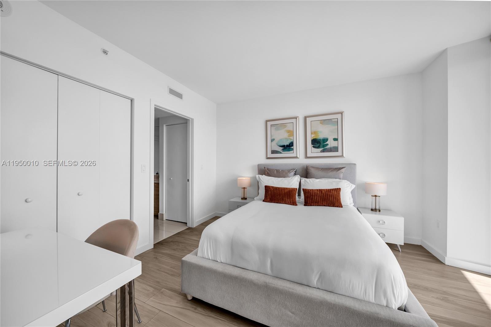 1300 S Miami Ave #4402, Miami FL 33130