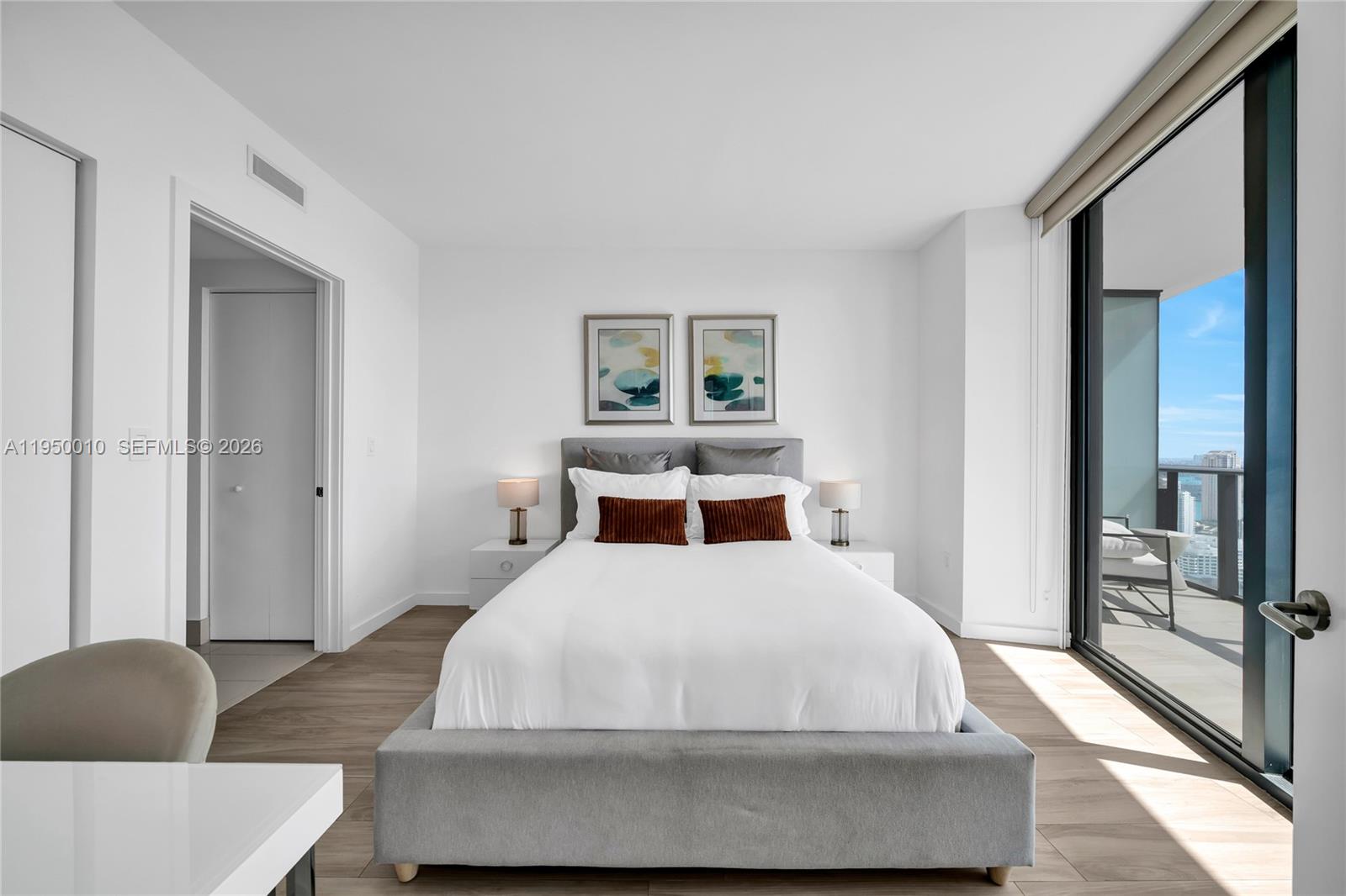 1300 S Miami Ave #4402, Miami FL 33130