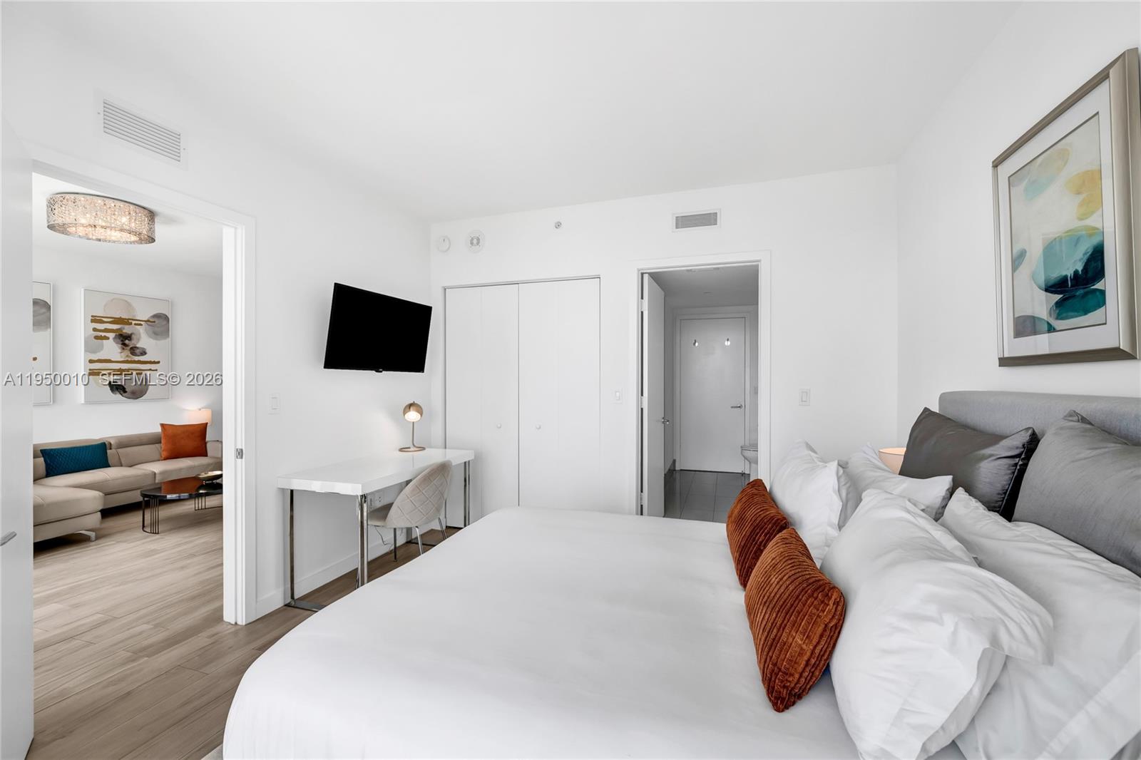 1300 S Miami Ave #4402, Miami FL 33130