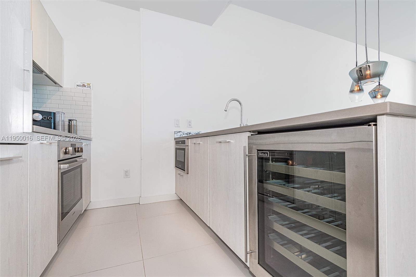 501 NE 31st St #PH4404, Miami FL 33137