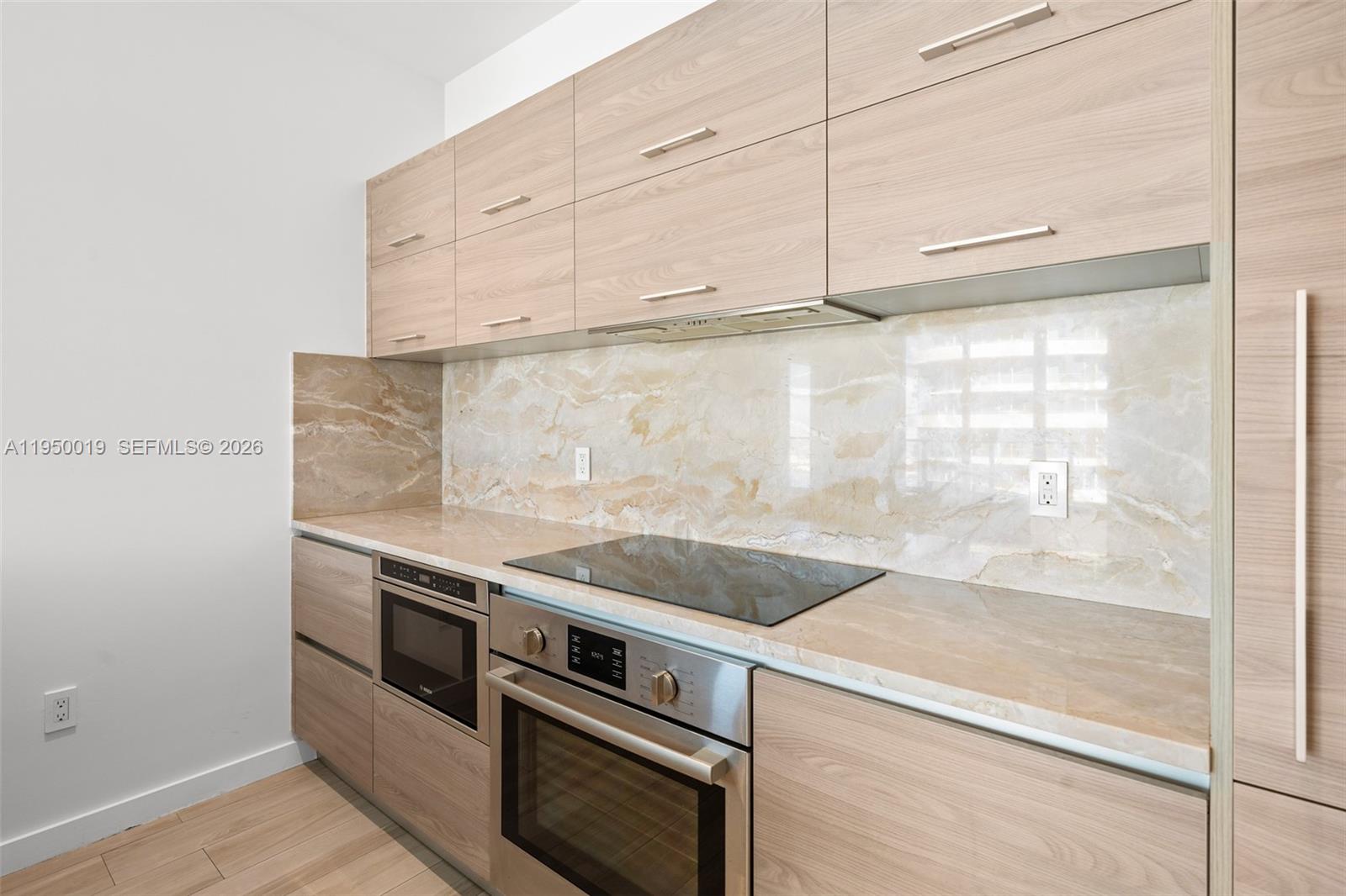 1300 S Miami Ave #PH5109, Miami FL 33130