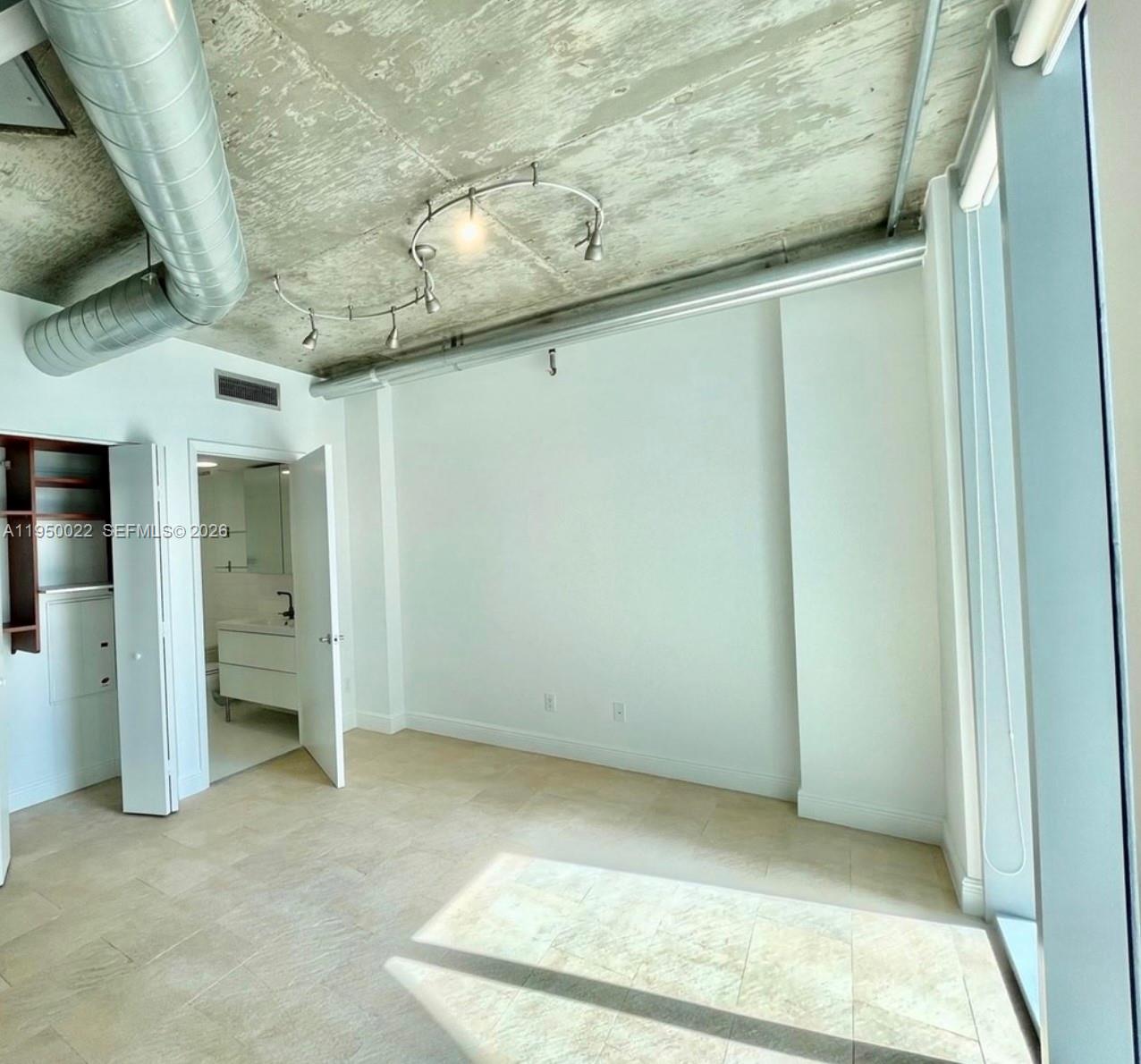 690 SW 1st Ct #2134, Miami FL 33130