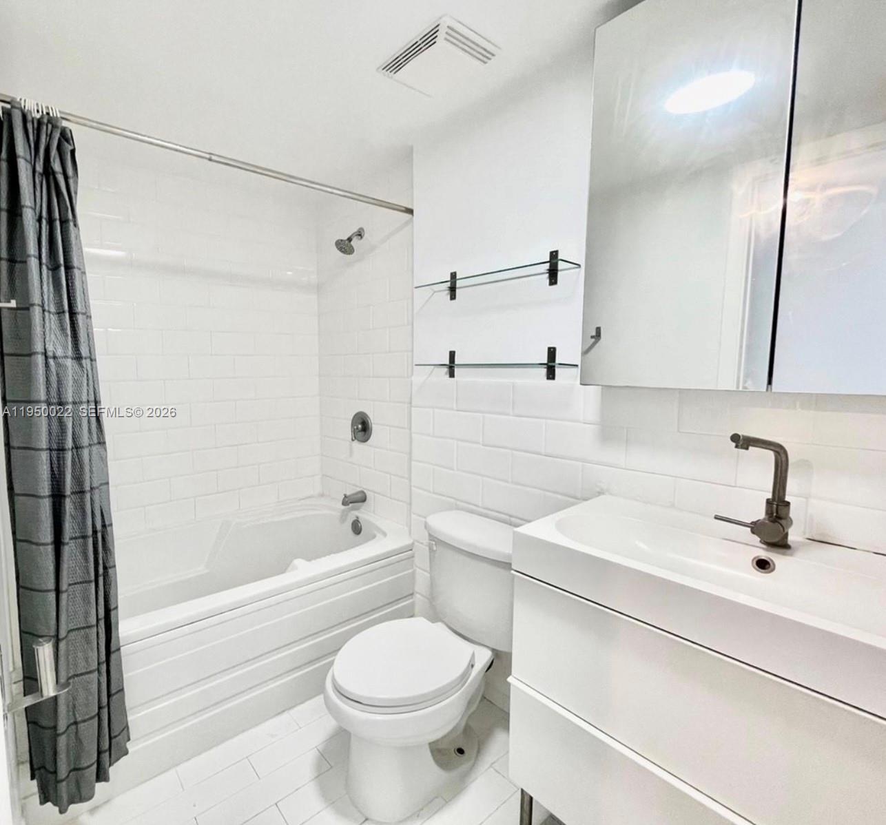 690 SW 1st Ct #2134, Miami FL 33130