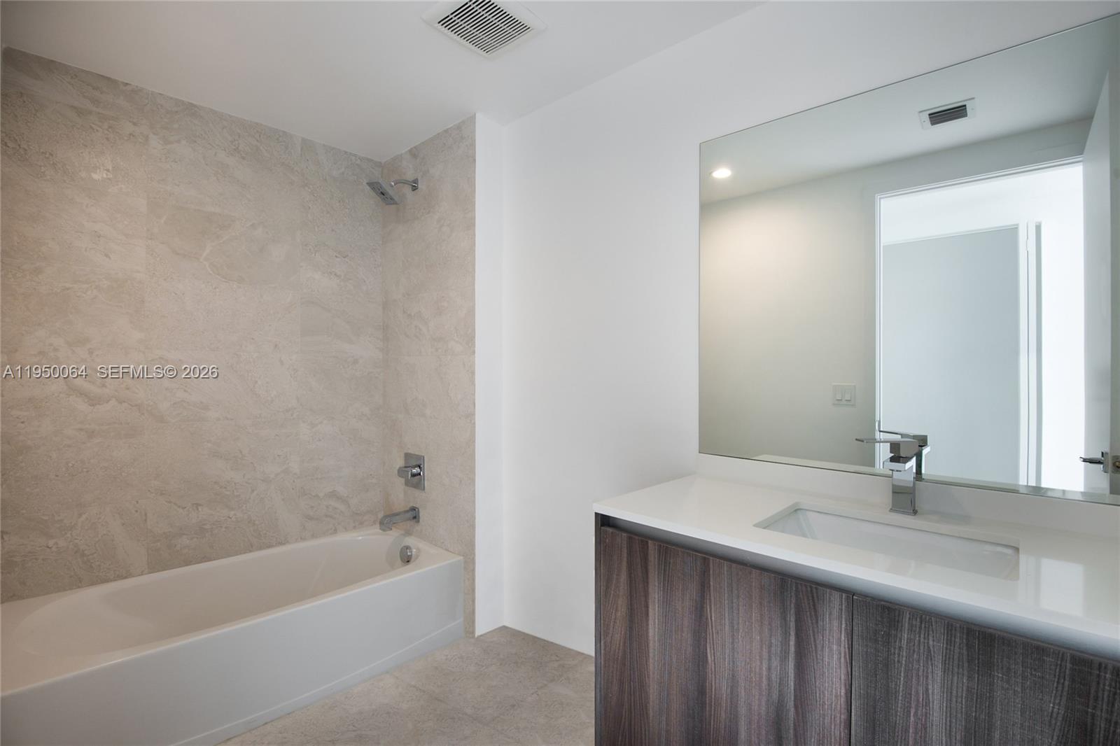 488 NE 18th St #4412, Miami FL 33132