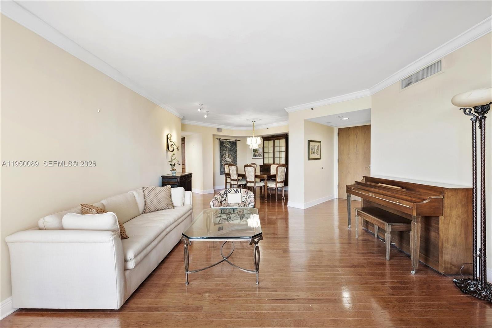 1000 E Island Blvd #803, Aventura FL 33160