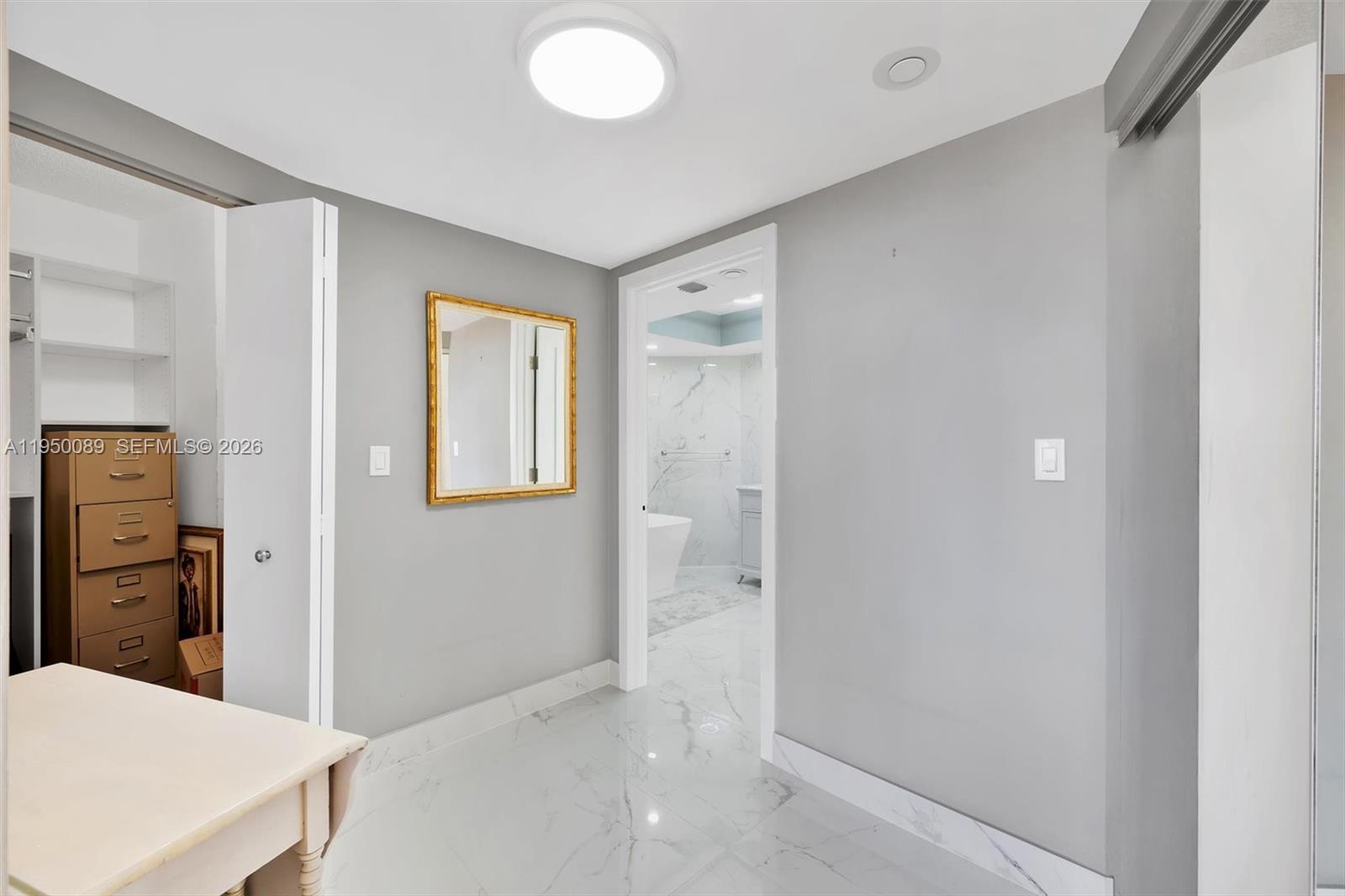 1000 E Island Blvd #803, Aventura FL 33160