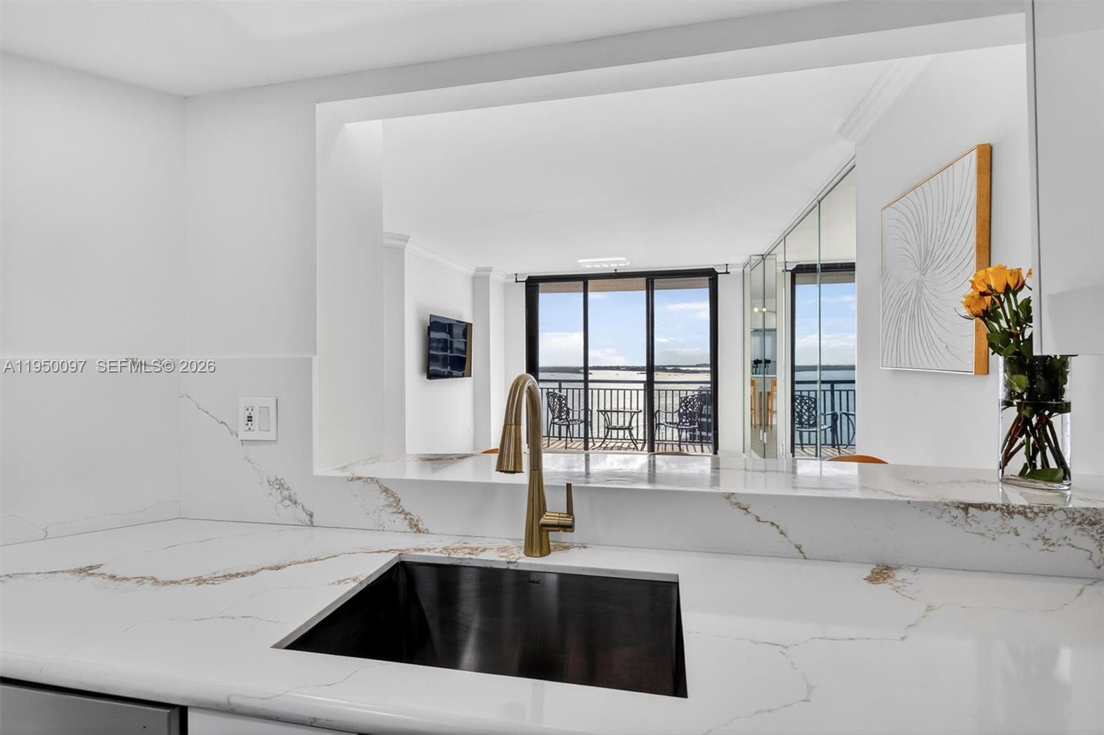 540 Brickell Key Dr #1715, Miami FL 33131