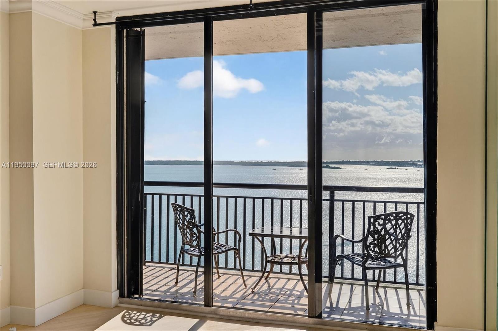 540 Brickell Key Dr #1715, Miami FL 33131