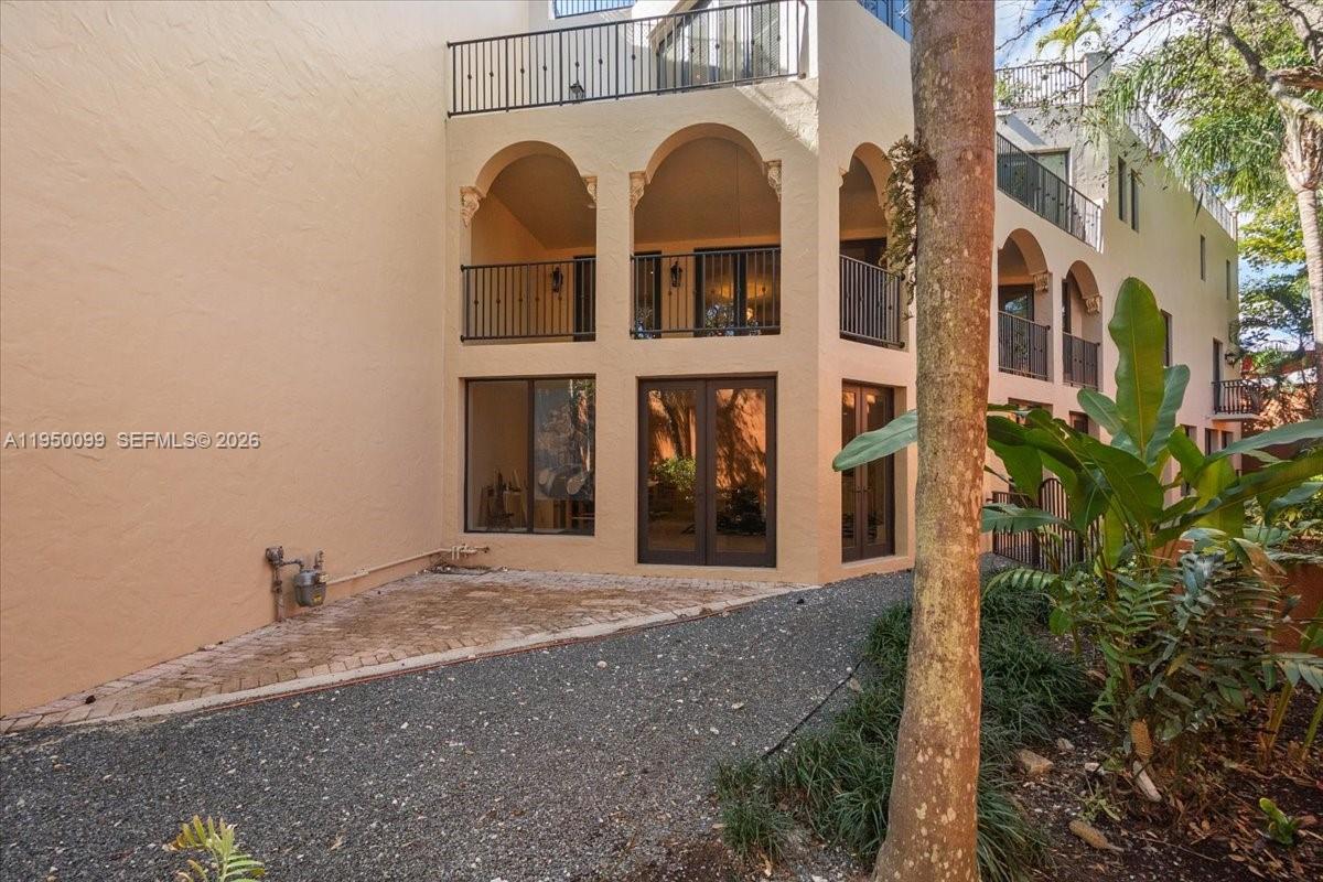3471 Main Hwy #1240, Miami FL 33133