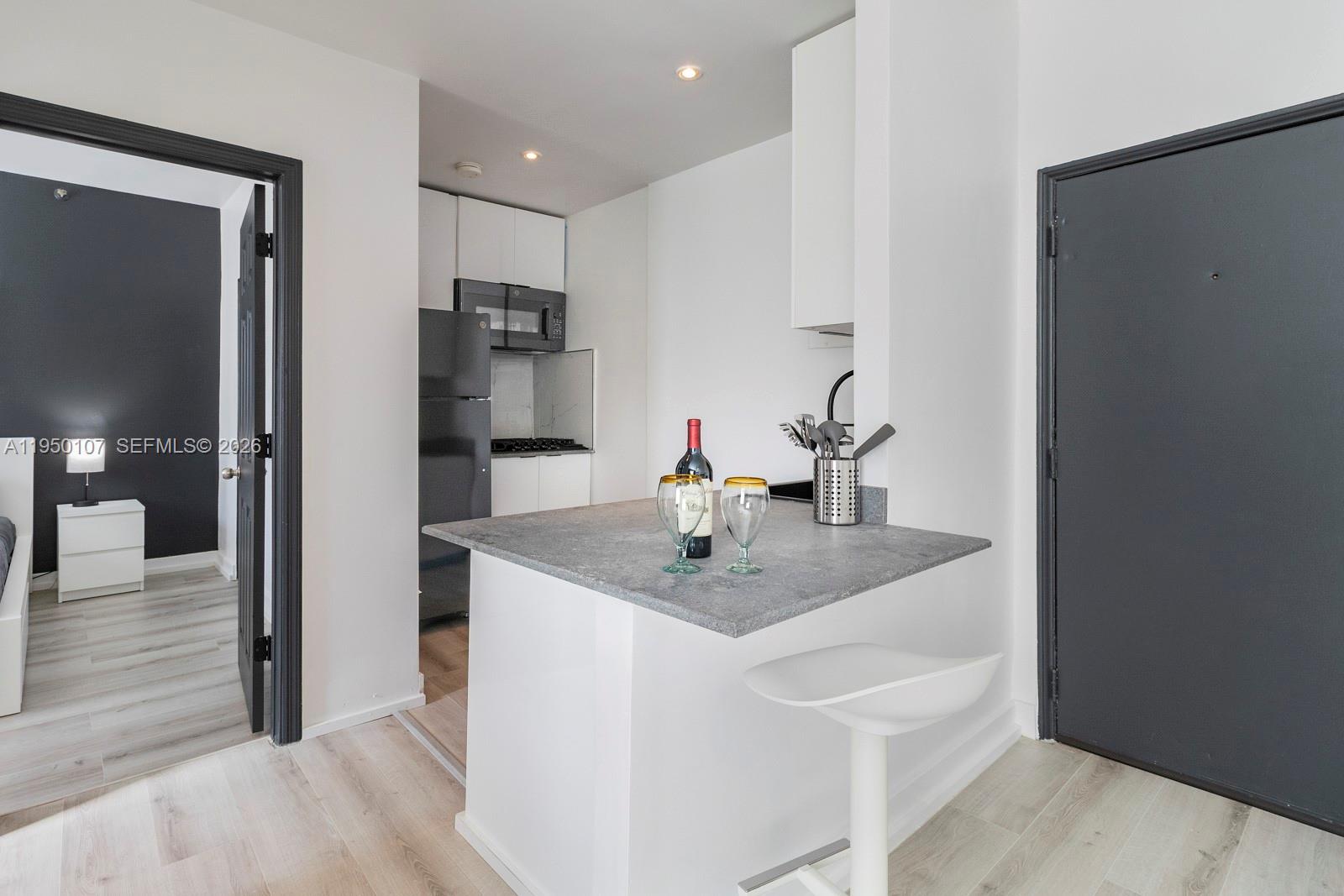 3700 Collins Ave #S-107, Miami Beach FL 33140