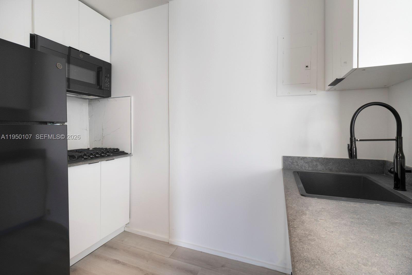 3700 Collins Ave #S-107, Miami Beach FL 33140