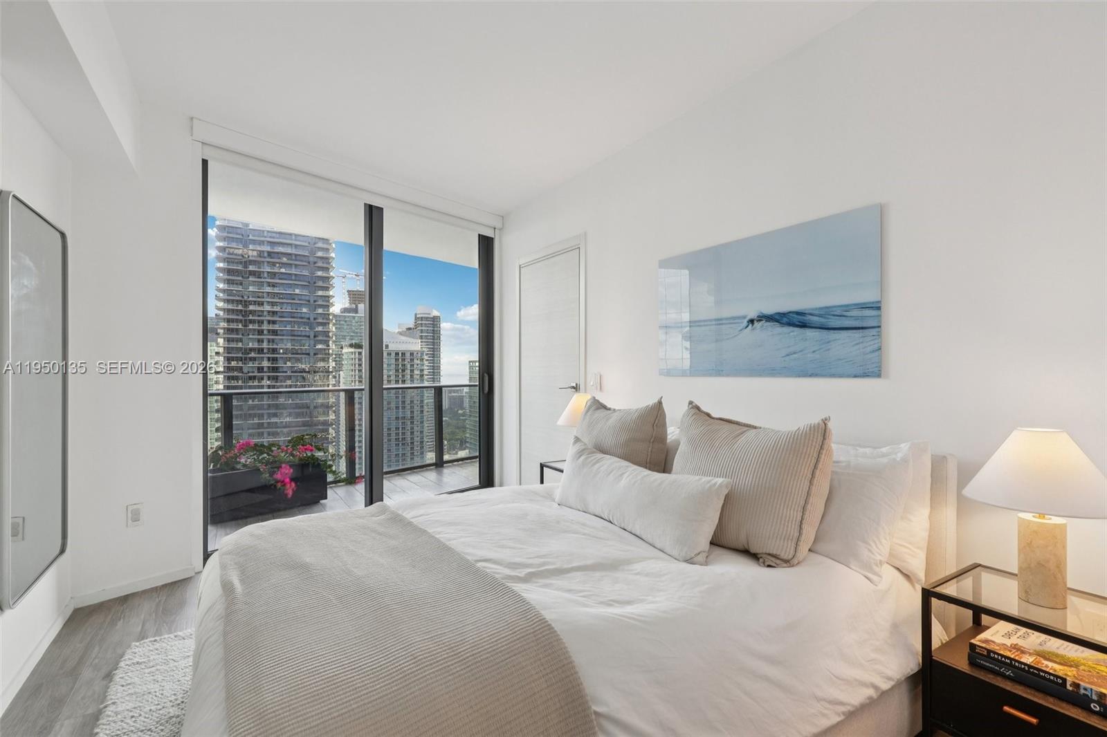 801 S Miami Ave #3802, Miami FL 33130