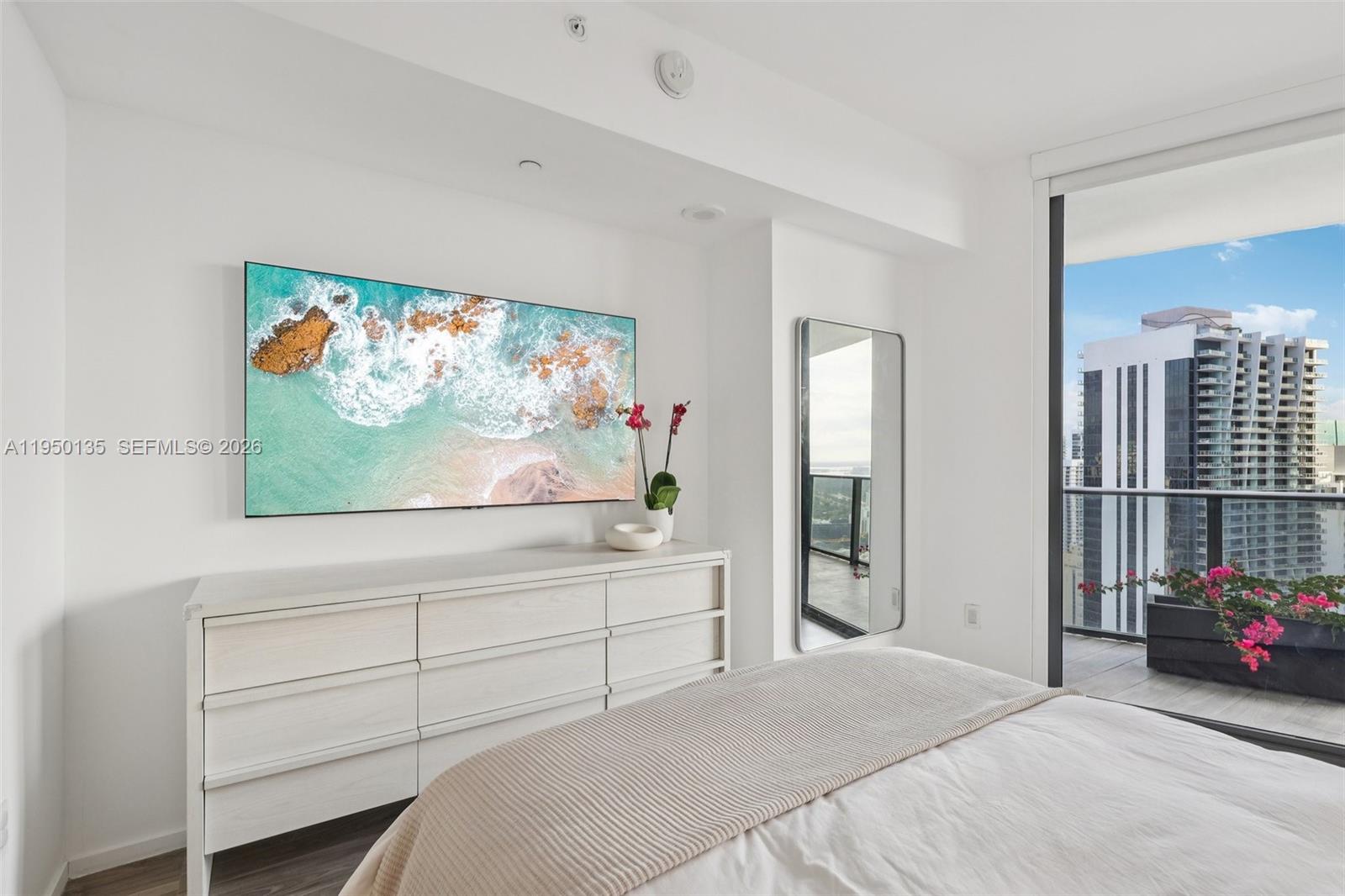 801 S Miami Ave #3802, Miami FL 33130