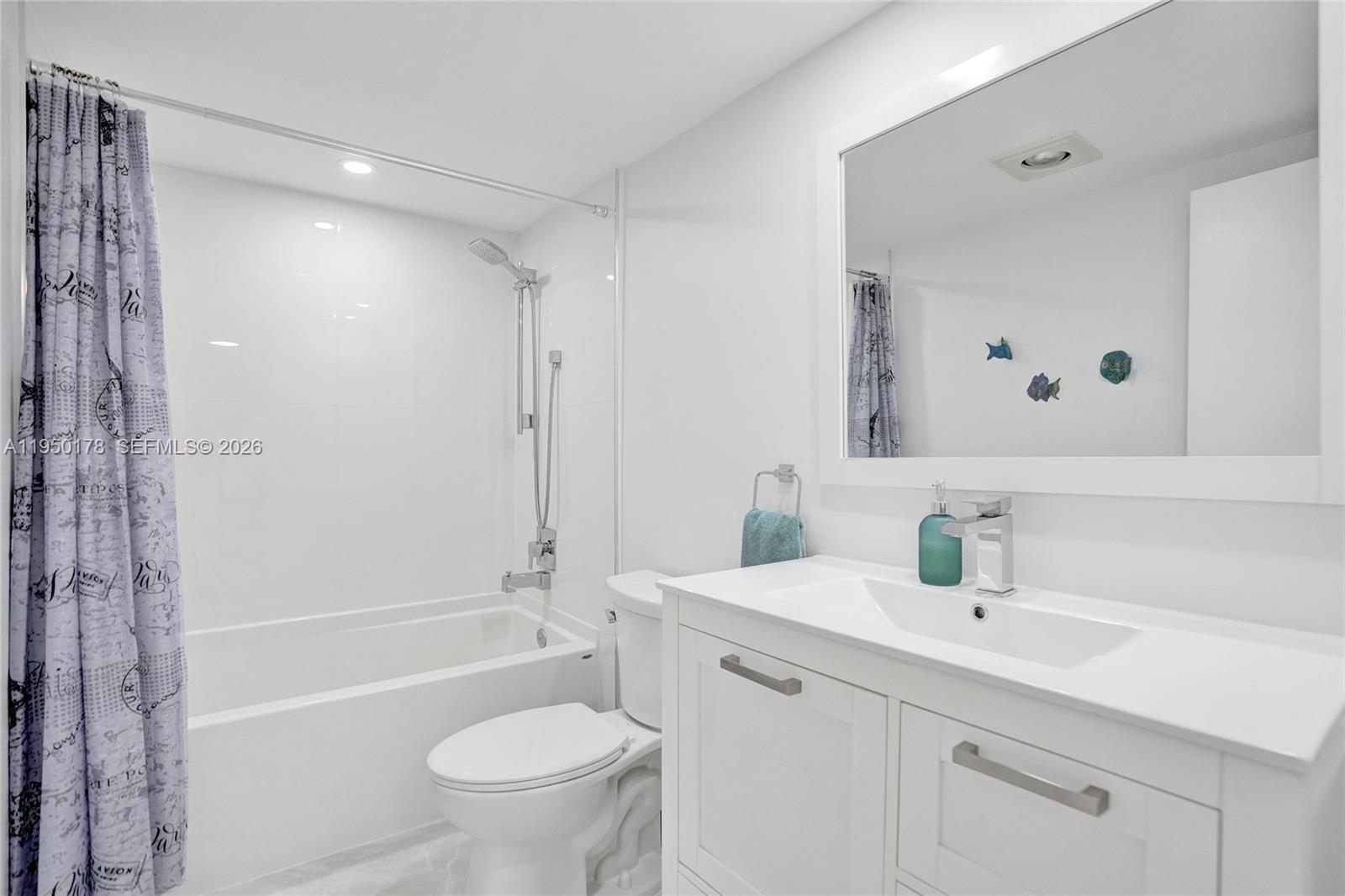 200 SE 5th Ave #405, Dania Beach FL 33004